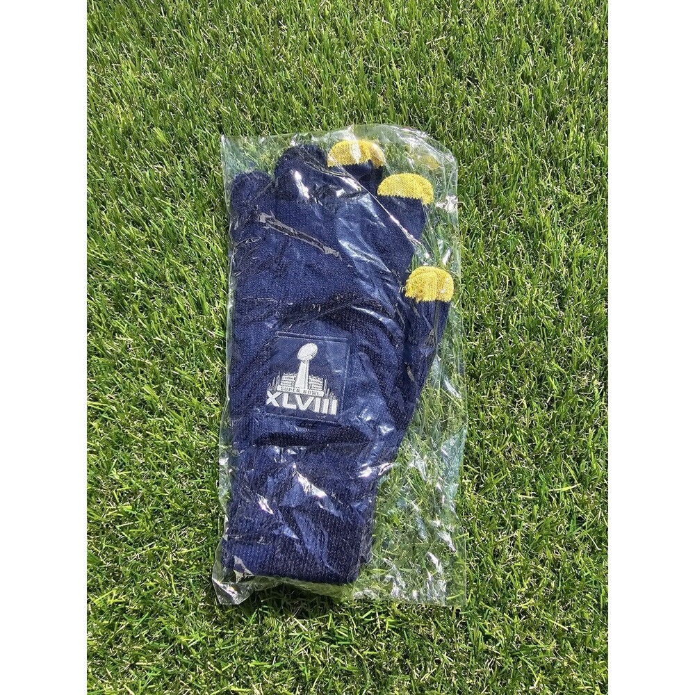 Super Bowl Warm Welcome Gloves From Feb 2, 2014 New Sealed In Package